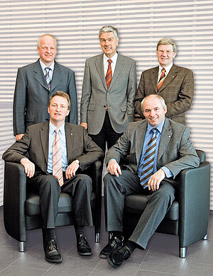 2004