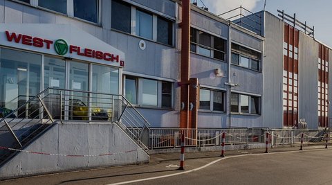 Das Westfleisch Fleischcenter in Coesfeld in der Frontalansicht.